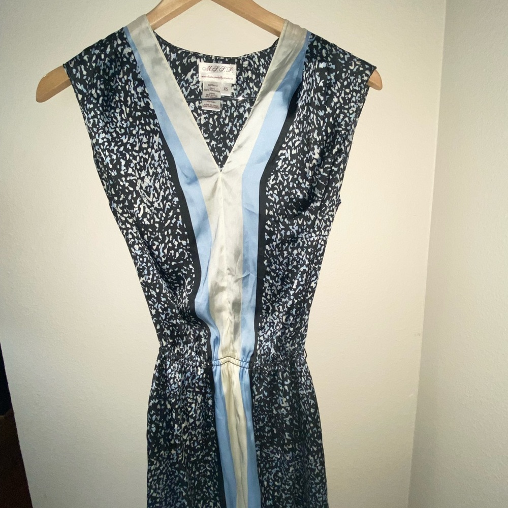 Dress size XS Max studio specialty product